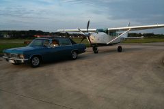 Ein besonderes Gespann: Cessna Soloy 206 D-ETUA